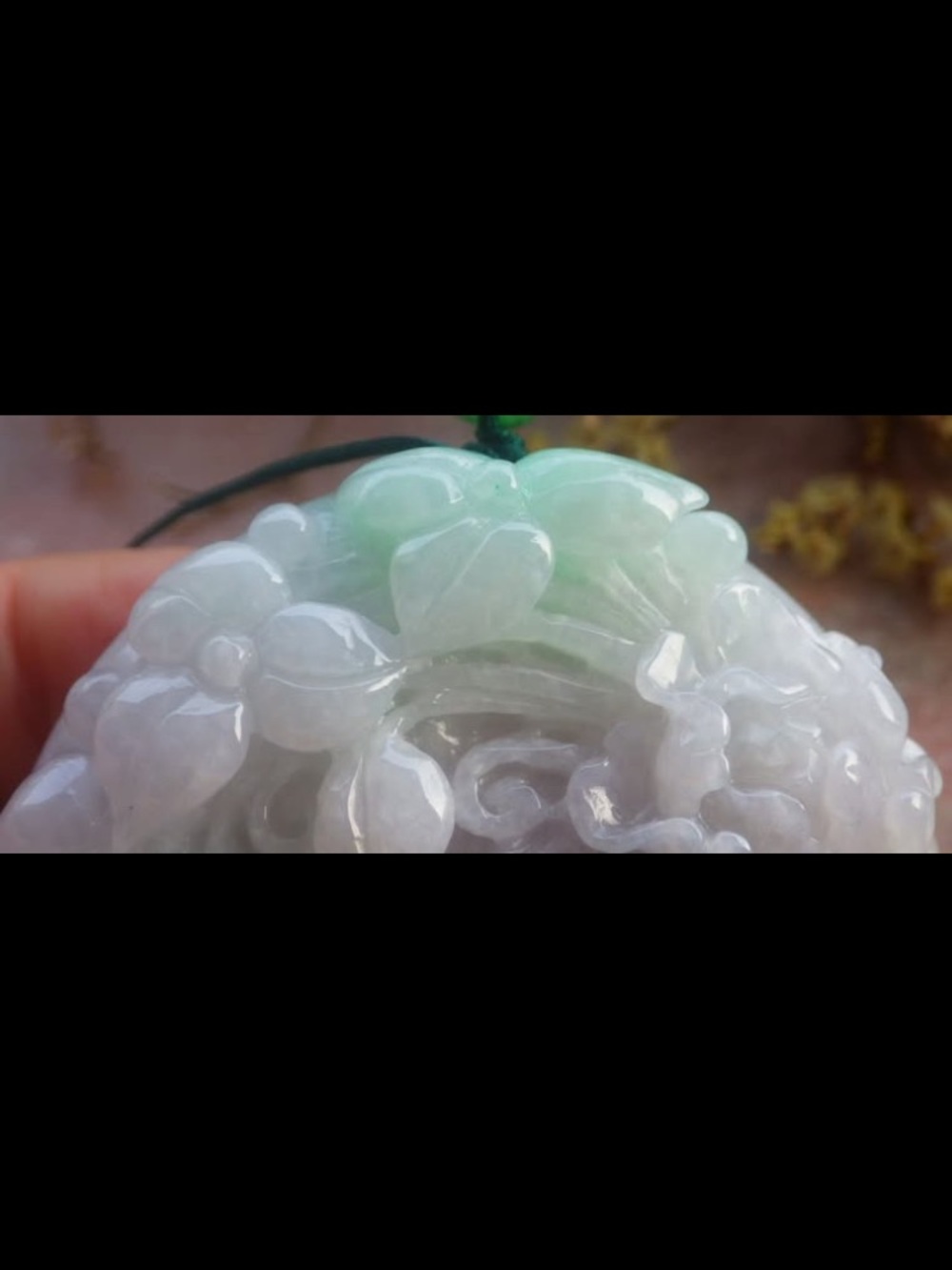 Exquisite jadeite Jade green white light lavender butterfly flower pendant - Picture 3 of 10